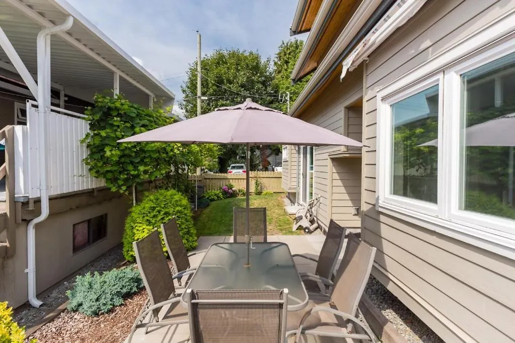 West Coast Luxury Living Villa Vancouver Canada