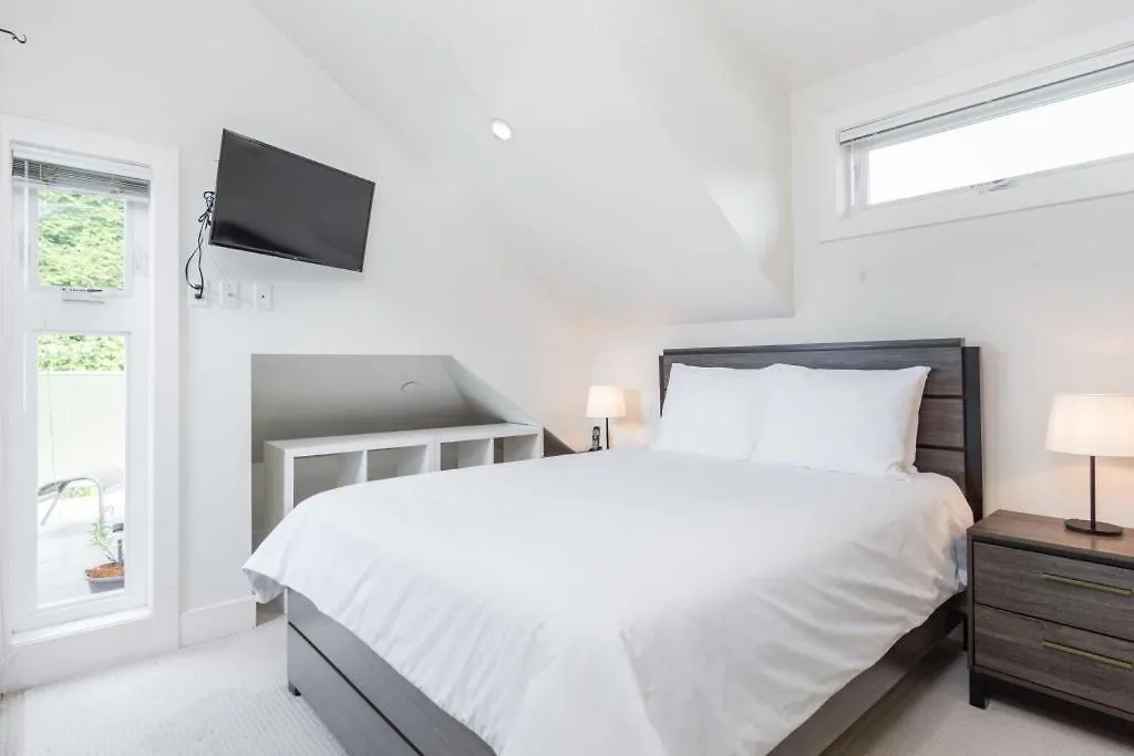 West Coast Luxury Living Villa Vancouver 0*,  Canada