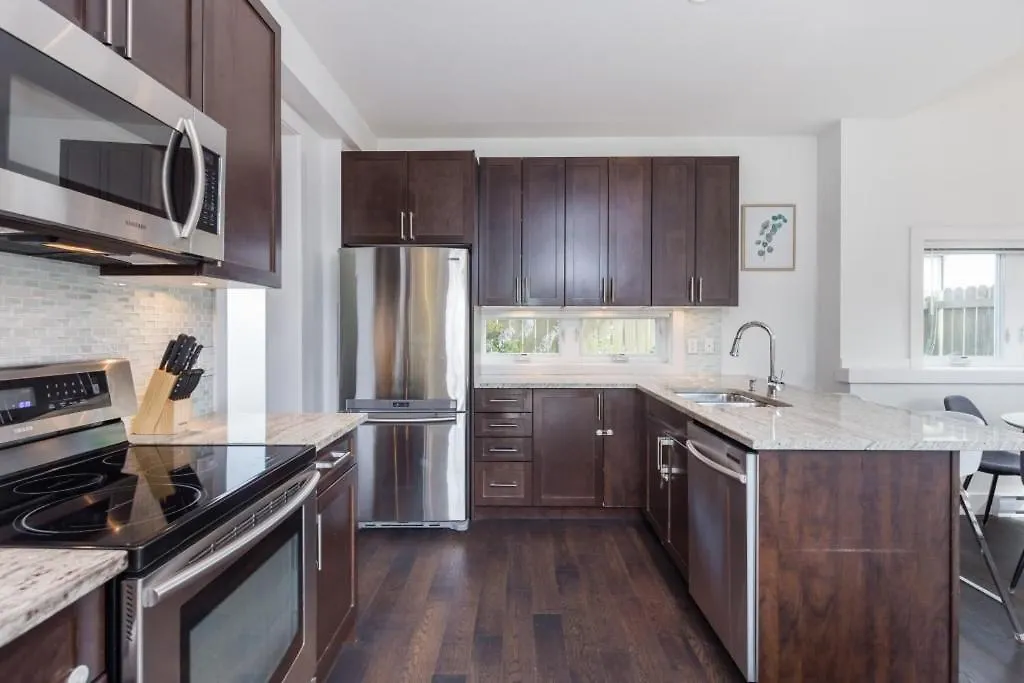 West Coast Luxury Living Villa Vancouver Canada