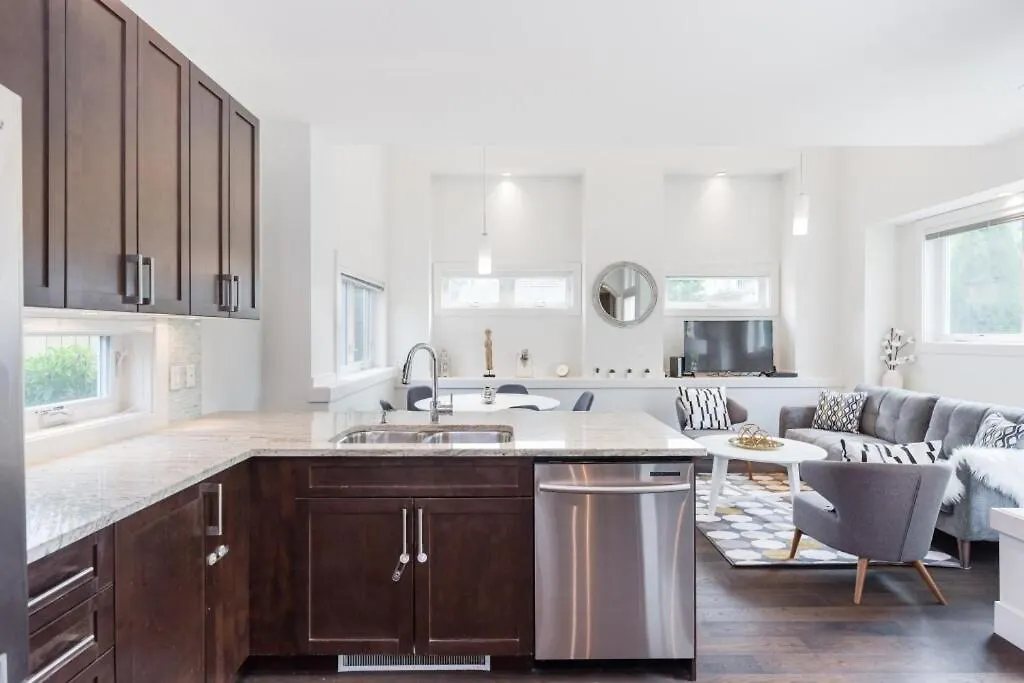 West Coast Luxury Living Villa Vancouver 0*,  Canada
