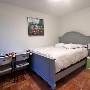 Homestay Airnest, Vancouver