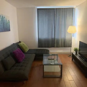 1 Bedroom In Downtown , Montreal Canada